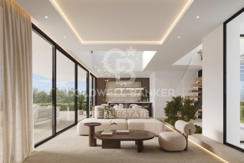House for sale in Estepona, Malaga, Spain 5 bedrooms, 240 sq.m. No. 157411 - photo 3
