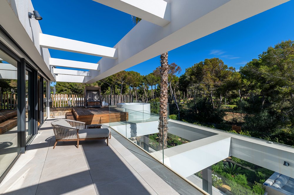 Villa in Nova Santa Ponsa, Mallorca, Spain 6 bedrooms, 1.05 sq.m. No. 103814
