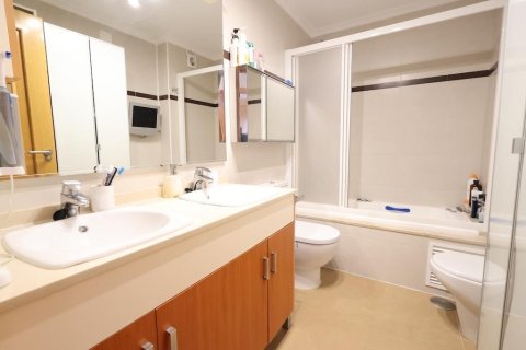 Apartament Pilar de la Horadada, Alicante, Hiszpania 3 sypialnie, 119 mkw. nr 138953 – zdjęcie 17