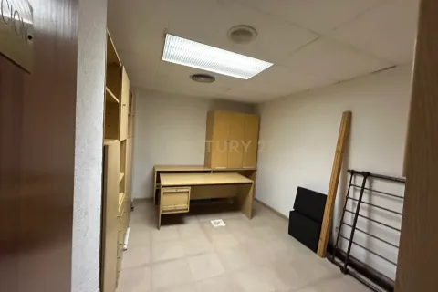Commercial property for sale in Barcelona, Spain 340 sq.m. No. 166915 - photo 12