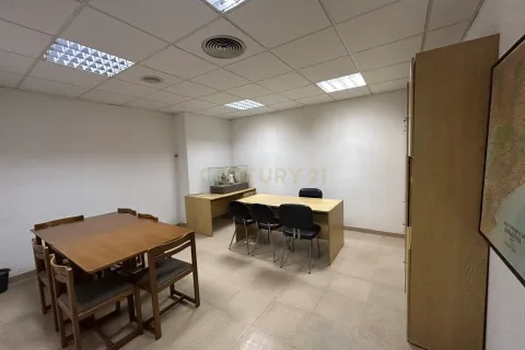 Commercial property for sale in Barcelona, Spain 340 sq.m. No. 166915 - photo 11