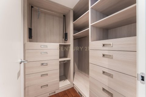 Dzīvoklis pārdošanā Barcelona, Spānijā 2 istabas, 104 m2 Nr. 166918 - attēls 17