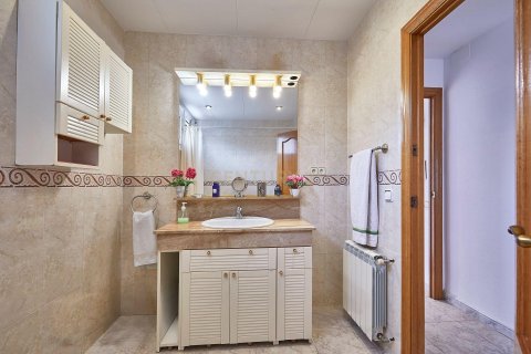 Apartment for sale in Canet de Mar, Barcelona, Spain 11 bedrooms, 595 sq.m. No. 166916 - photo 27