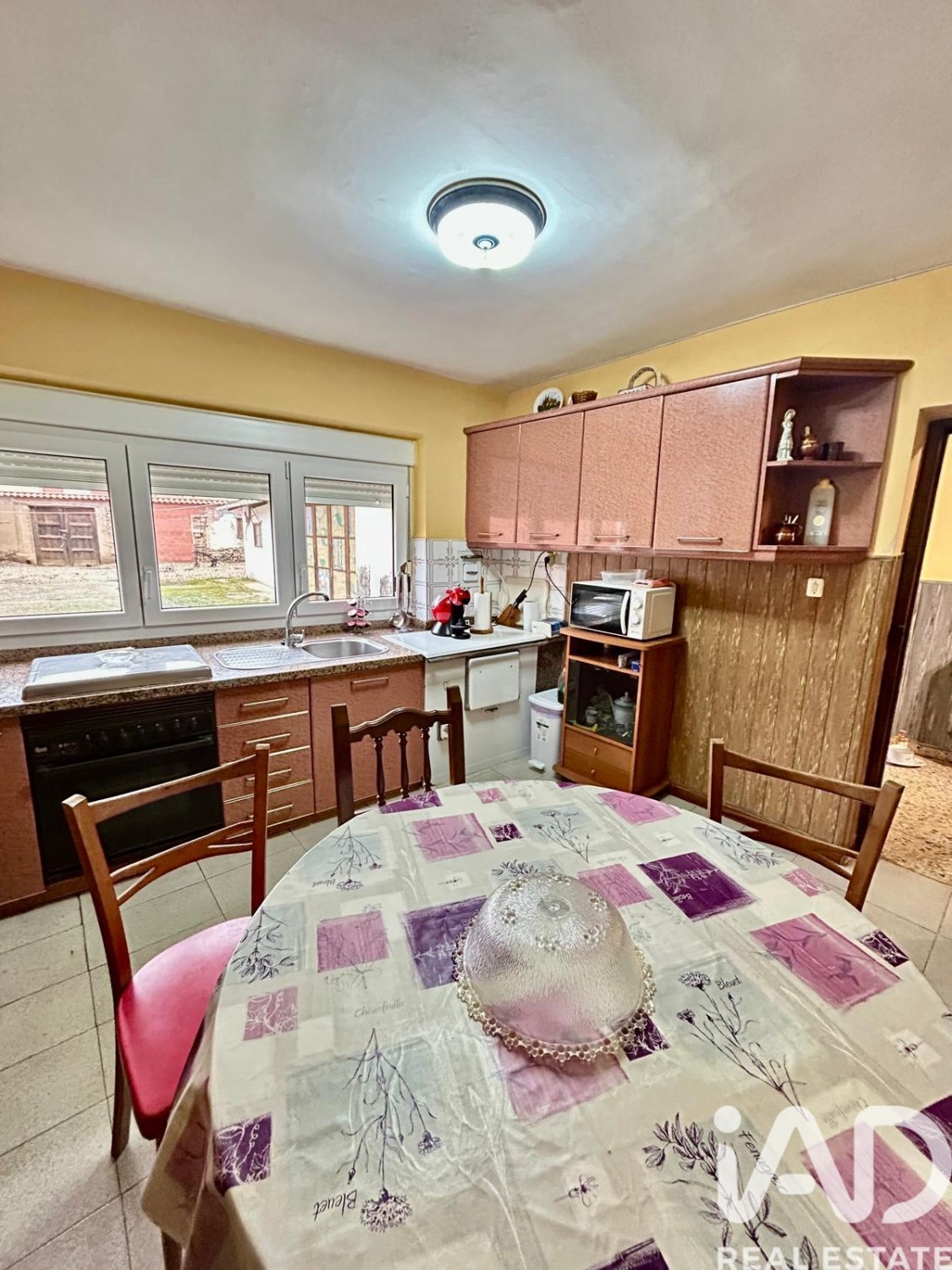 Villa i Riego De La Vega, Leon, Spanien 6 sovrum, 315 kvm. Nr. 185353