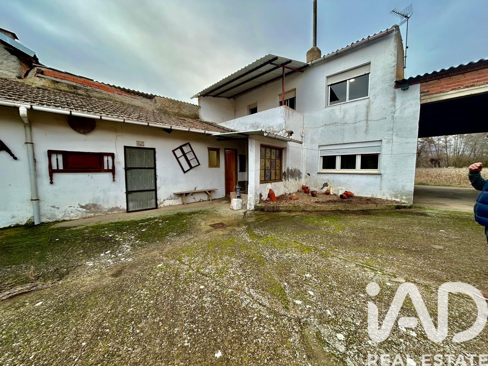 Villa i Riego De La Vega, Leon, Spanien 6 sovrum, 315 kvm. Nr. 185353