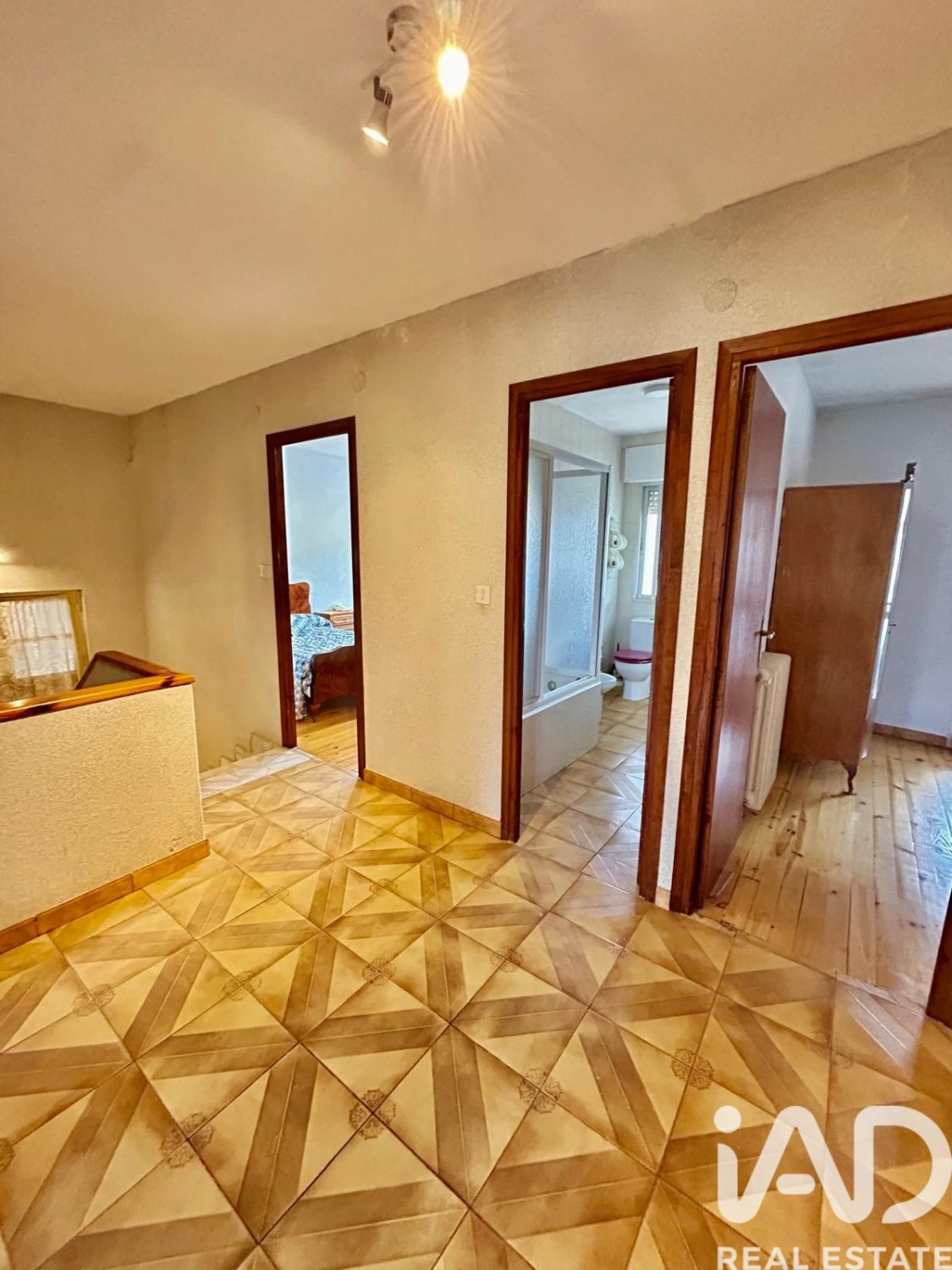 Villa i Riego De La Vega, Leon, Spanien 6 sovrum, 315 kvm. Nr. 185353