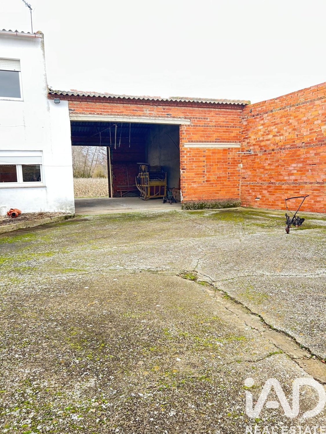 Villa i Riego De La Vega, Leon, Spanien 6 sovrum, 315 kvm. Nr. 185353