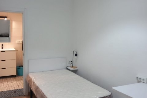 Proprietà commerciale in vendita a Badalona, Barcelona, Spagna 2 camere da letto, 163 mq. N° 185359 - foto 12