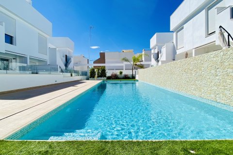 Bungalow zum Verkauf Pilar de la Horadada, Alicante, Spanien 3 Schlafzimmer, 118 m2 Nr. 136196 - Foto 2