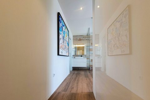 Huoneisto myytävänä Pinar De Campoverde, Alicante, Espanja, 3 makuuhuonetta, 118 m2 No. 145569 - kuva 13