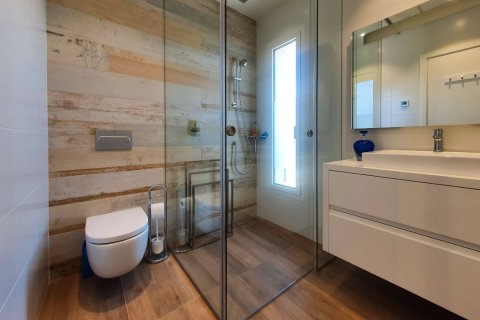 Huoneisto myytävänä Pinar De Campoverde, Alicante, Espanja, 3 makuuhuonetta, 118 m2 No. 145569 - kuva 11