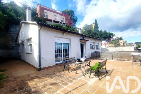 House in Sant Vicenc Dels Horts, Barcelona, Spain 3 bedrooms, 177 sq.m. No. 152297