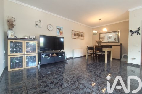 Продажа дома в Сан-Висенс дельс Хортс, Барселона, Испания 3 спальни, 177м2 №152297 - фото 4