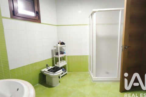 Paritalo myytävänä Titulcia, Madrid, Espanja, 2 makuuhuonetta, 159 m2 No. 152295 - kuva 6