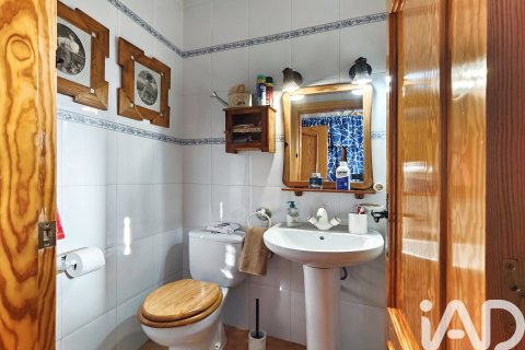 Lägenhet till salu i Sant Pere de Ribes, Barcelona, Spanien 5 sovrum, 166 kvm. Nr. 152298 - foto 16