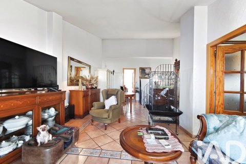 Lägenhet till salu i Sant Pere de Ribes, Barcelona, Spanien 5 sovrum, 166 kvm. Nr. 152298 - foto 19