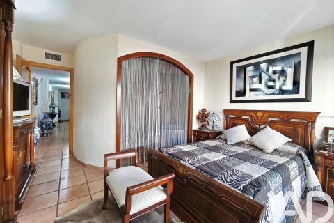 Lägenhet till salu i Sant Pere de Ribes, Barcelona, Spanien 5 sovrum, 166 kvm. Nr. 152298 - foto 7