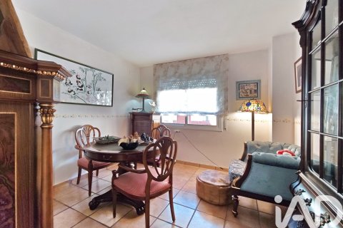 Lägenhet till salu i Sant Pere de Ribes, Barcelona, Spanien 5 sovrum, 166 kvm. Nr. 152298 - foto 10