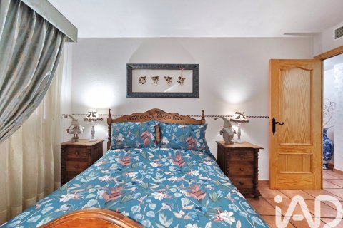 Lägenhet till salu i Sant Pere de Ribes, Barcelona, Spanien 5 sovrum, 166 kvm. Nr. 152298 - foto 4