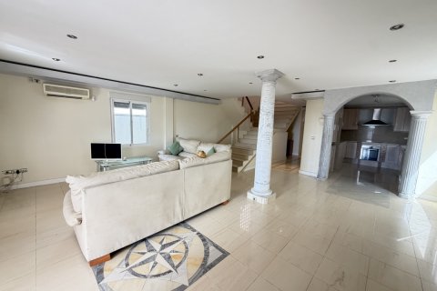 Villa à vendre à San Miguel de Salinas, Alicante, Espagne, 6 chambres, 450 m2 No. 193150 - photo 3
