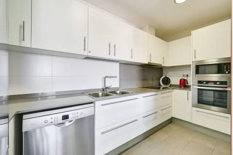 Apartment à vendre Barcelona, Espagne, 2 chambres, 78 m2 No. 133143 - photo 9