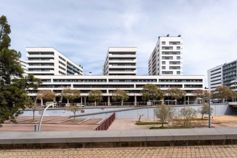 Apartment à vendre Barcelona, Espagne, 3 chambres, 96 m2 No. 133138 - photo 3