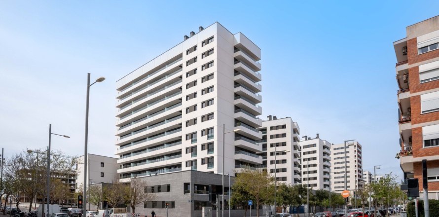 Apartment Barcelona, Espagne 3 chambres, 96 m2 No. 133138