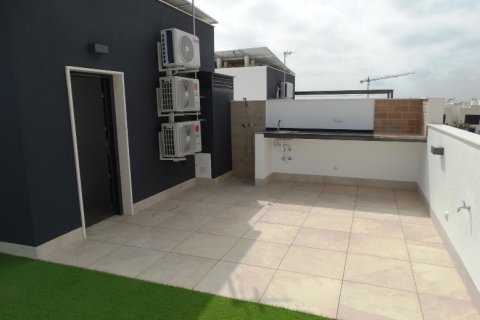 Townhouse à vendre à Torre de la Horadada, Alicante, Espagne, 3 chambres, 129 m2 No. 145753 - photo 11