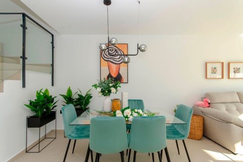 Villa à vendre à Los Montesinos, Alicante, Espagne, 3 chambres, 111 m2 No. 145754 - photo 4