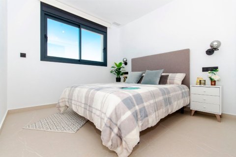 Villa à vendre à Los Montesinos, Alicante, Espagne, 3 chambres, 111 m2 No. 145754 - photo 16