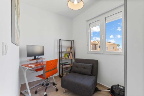 Kaupunkipientalo myytävänä Torrevieja, Alicante, Espanja, 4 makuuhuonetta, 71 m2 No. 145308 - kuva 13