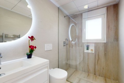 Kaupunkipientalo myytävänä Pilar de la Horadada, Alicante, Espanja, 3 makuuhuonetta, 81 m2 No. 145307 - kuva 19