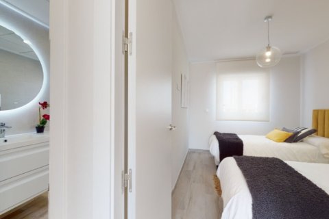 Kaupunkipientalo myytävänä Pilar de la Horadada, Alicante, Espanja, 3 makuuhuonetta, 81 m2 No. 145307 - kuva 20