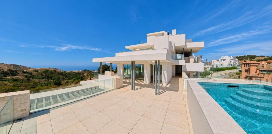 Appartamento a Ojen, Malaga, Spagna 4 camere da letto, 288 mq. N° 181361