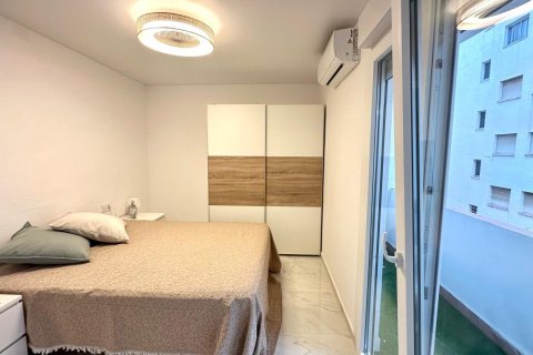 Lägenhet till salu Torrevieja, Alicante, Spanien 3 sovrum, 90 kvm. Nr. 139295 - foto 24