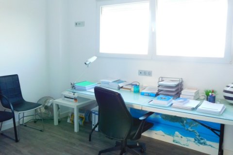 Villa pārdošanā Guardamar del Segura, Alicante, Spānijā 3 istabas, 290 m2 Nr. 144781 - attēls 26