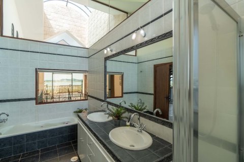 Villa en venta en Alicante, España 5 dormitorios, 600 m2 No. 144783 - foto 21