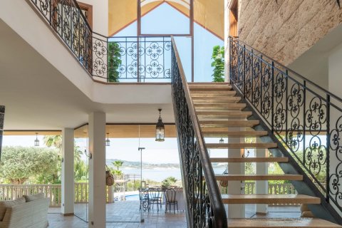 Villa en venta en Alicante, España 5 dormitorios, 600 m2 No. 144783 - foto 3