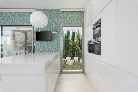 Villa pārdošanā Campoamor, Alicante, Spānijā 3 istabas, 190 m2 Nr. 144784 - attēls 6