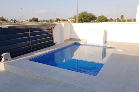 Villa for sale in Daya Nueva, Alicante, Spain 3 bedrooms, 96 sq.m. No. 171111 - photo 2