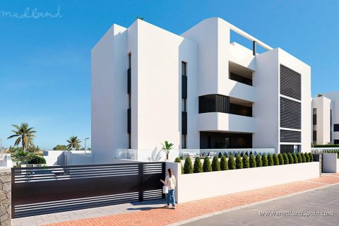 Huoneisto myytävänä Los Alcazares, Murcia, Espanja, 3 makuuhuonetta, 99 m2 No. 164734 - kuva 10