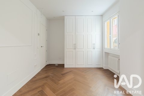 Продажа квартиры в Мадрид, Испания 2 спальни, 105м2 №188072 - фото 23