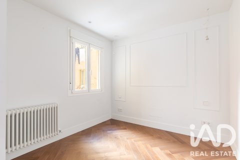 Продажа квартиры в Мадрид, Испания 2 спальни, 105м2 №188072 - фото 12