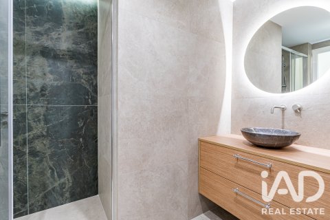 Продажа квартиры в Мадрид, Испания 2 спальни, 105м2 №188072 - фото 27