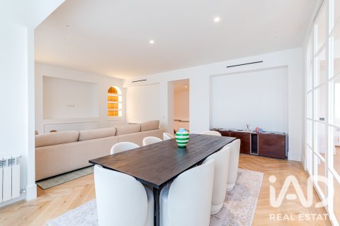 Продажа квартиры в Мадрид, Испания 4 спальни, 304м2 №188071 - фото 3