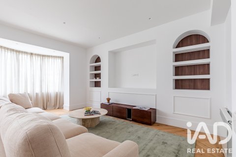 Продажа квартиры в Мадрид, Испания 4 спальни, 304м2 №188071 - фото 5