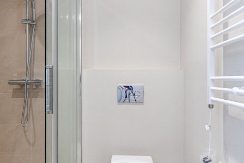 Продажа квартиры в Мадрид, Испания 3 спальни, 218м2 №188069 - фото 28