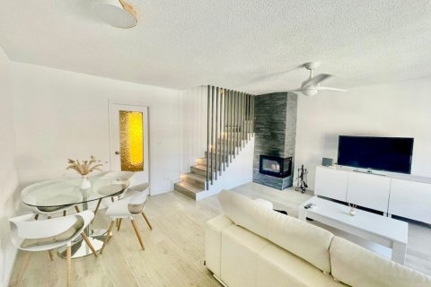 Townhouse for sale Murcia, Spain 4 bedrooms, 197 sq.m. No. 139936 - photo 1