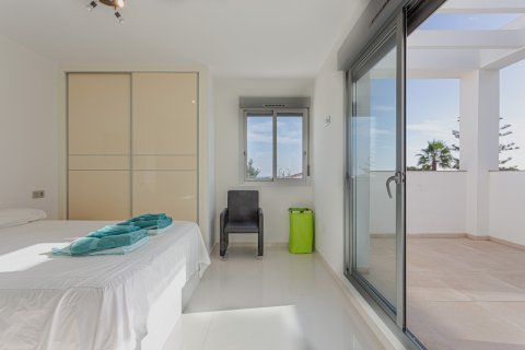Villa till salu i Alicante, Spanien 3 sovrum, 108 kvm. Nr. 179566 - foto 17