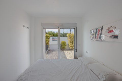 Villa till salu i Alicante, Spanien 3 sovrum, 108 kvm. Nr. 179566 - foto 11